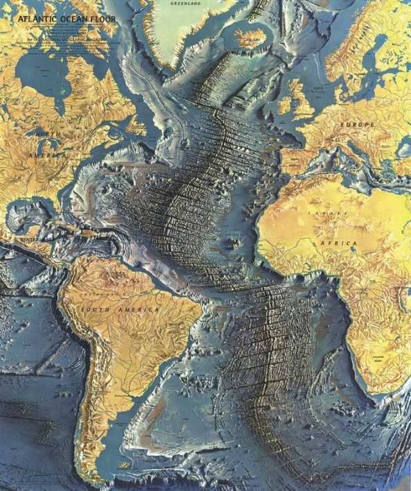 Здесь представлены физическая и контурная карты Атлантического океана на русском языке и в высоком разрешении