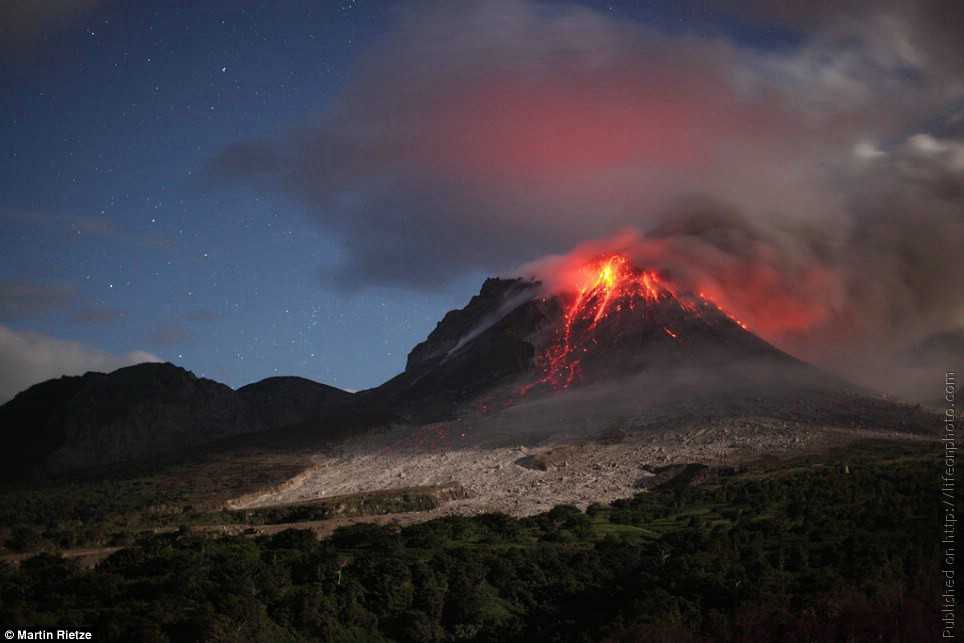 Самый большой вулкан в мире: название, где находится, фото. самые большие действующие вулканы мира :: syl.ru