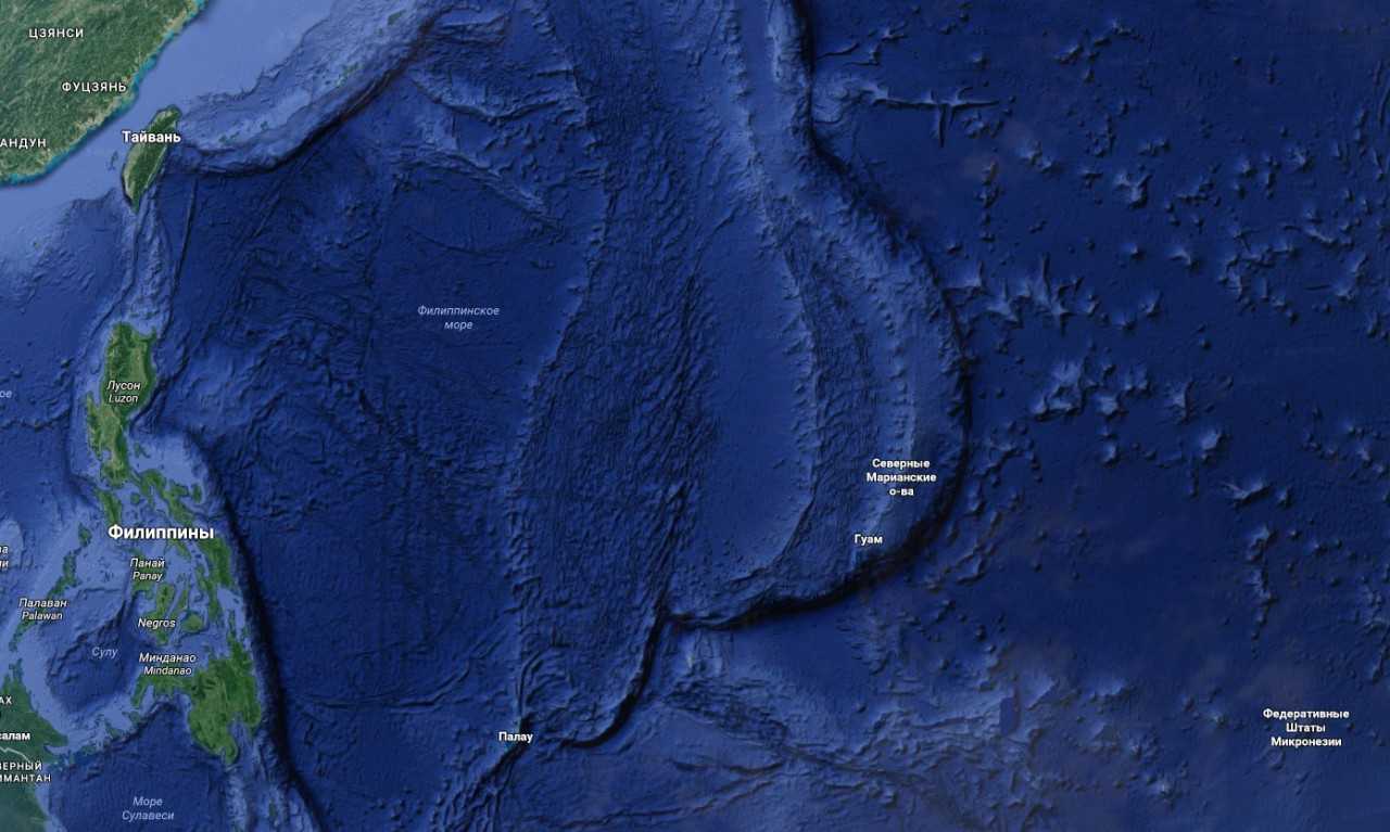 Какая самая глубокая точка мирового океана. Тихий океан Марианский желоб. Марианская впадина рельеф дна. Филиппинское море Марианская впадина. Марианская впадина глубина 11022.